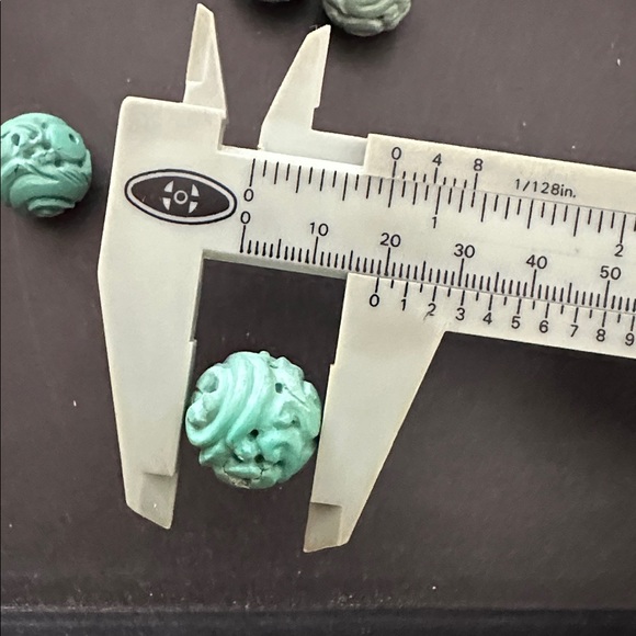 RARE Vintage Large Carved Turquoise Beads - Picture 6 of 6